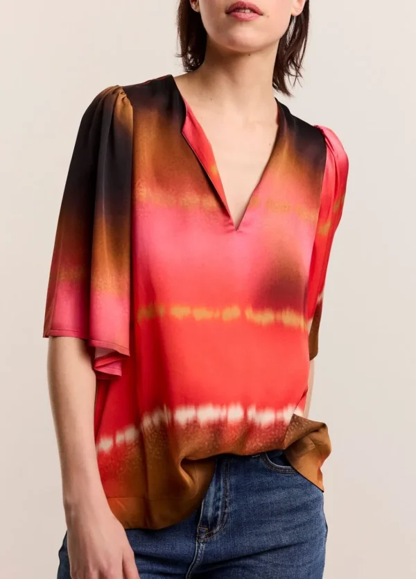 Women Summum Woman Faded Top With Butterfly Sleeves