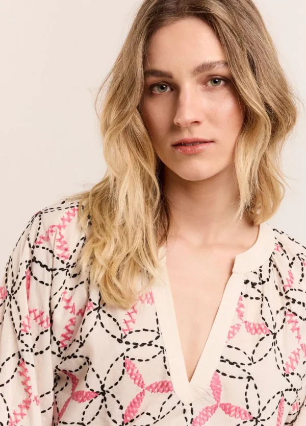Women Summum Woman Hand-Embroidered Blouse