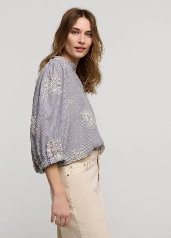 Women Summum Woman Striped Top With Flowers