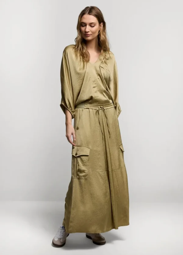 Women Summum Woman Top With Bat Sleeves