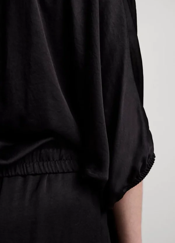 Women Summum Woman Top With Bat Sleeves