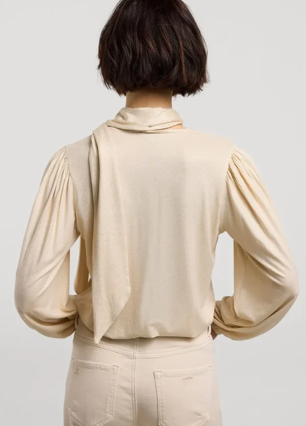Women Summum Woman Top With Detachable Shawl