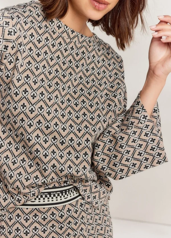 Women Summum Woman Top With Jacquard Ruffles