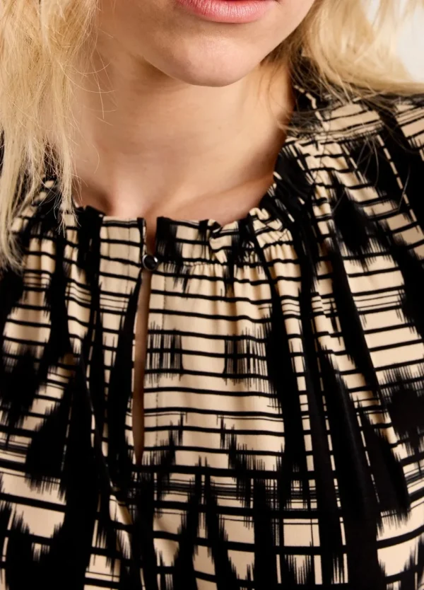 Women Summum Woman Top With Wide Sleeves