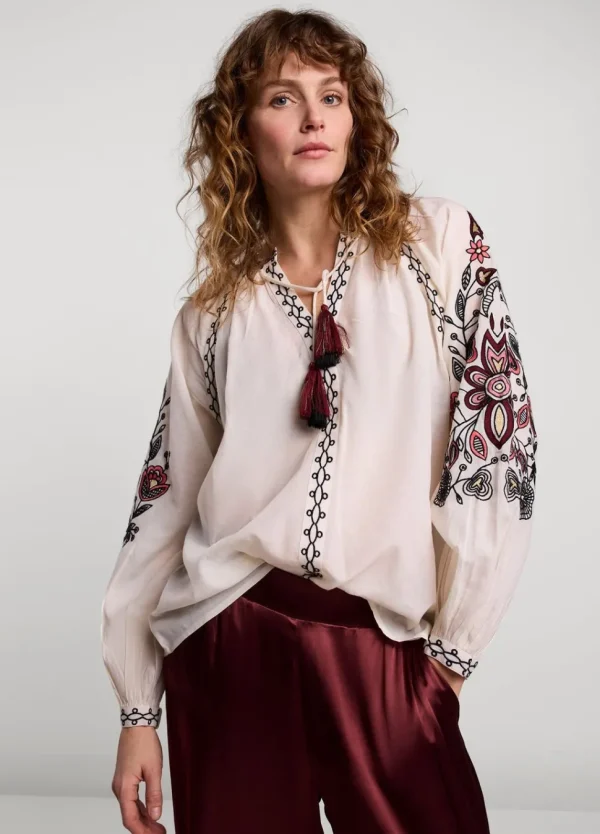 Women Summum Woman Voile Blouse With Embroidery